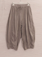 Italian Relaxed Fit Linen Capri Trousers - Mocha