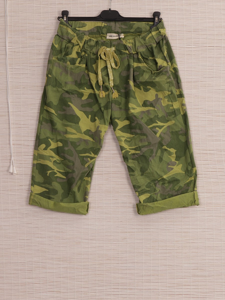 Italian Camouflage Print Knee Length Magic Shorts - Lime Green