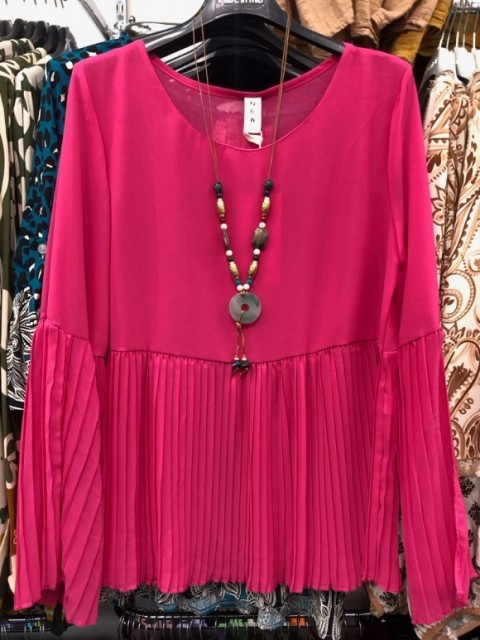 Italian Pleated Detail Chiffon Blouse With Necklace