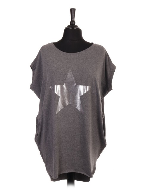 Italian Sleeveless Glossy Star Dip Hem Top with Side Pockets