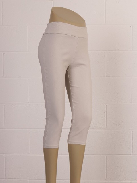 Italian Stretch Fit Capri Pants