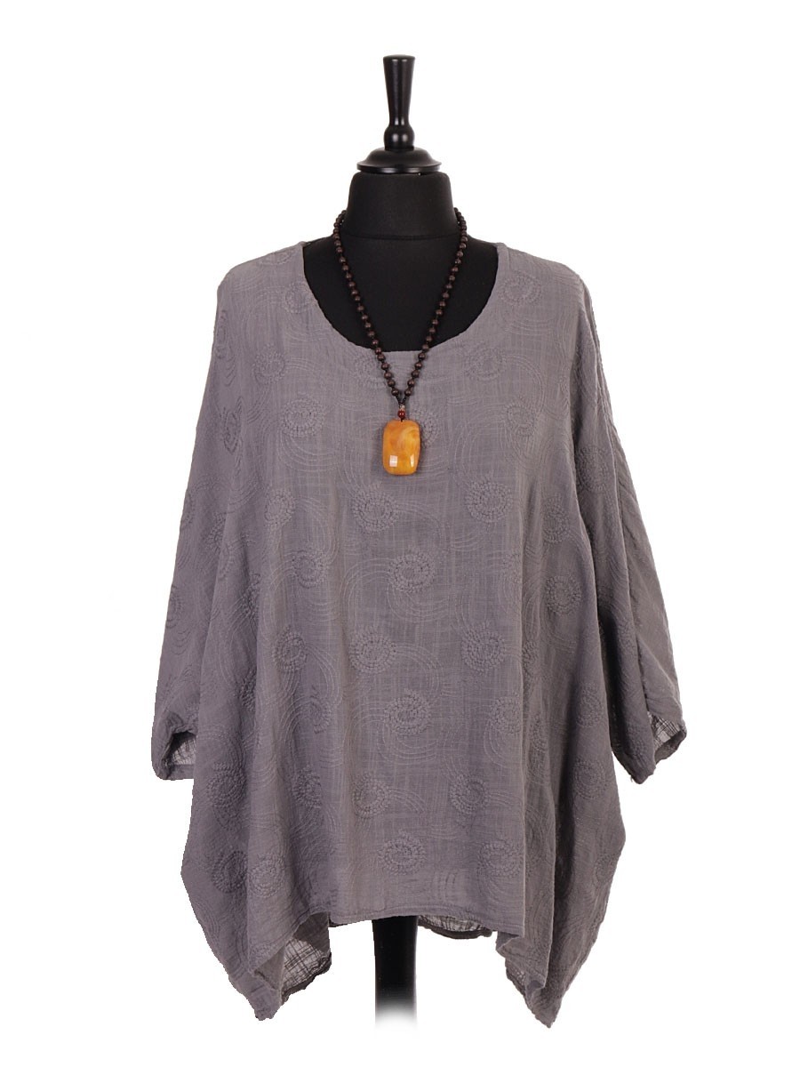 Plus Size Italian Linen Embroidered Batwing Dip Hem Top with Necklace