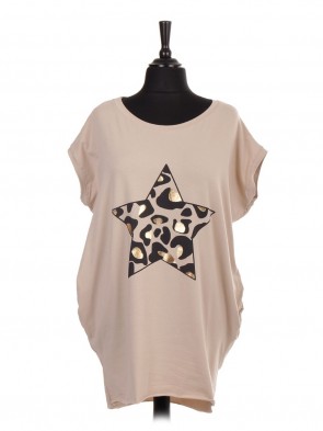 Italian Animal Print Star Print Dip Hem Batwing Top with Side Pockets