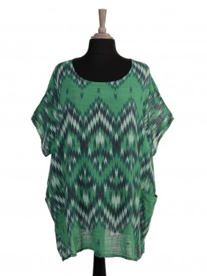 Plus Size Italian Zig Zag Print Front Pockets Batwing Top